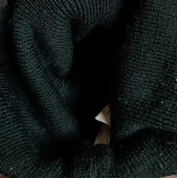 Mikey mouse DISNEY beanie (#827) - Picture 2 of 3